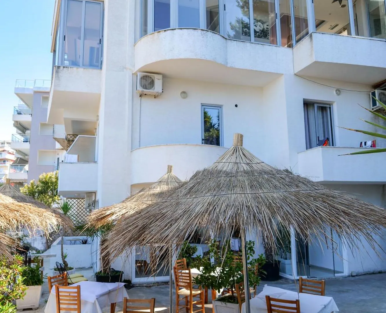 Hotel Sunrays Sarande