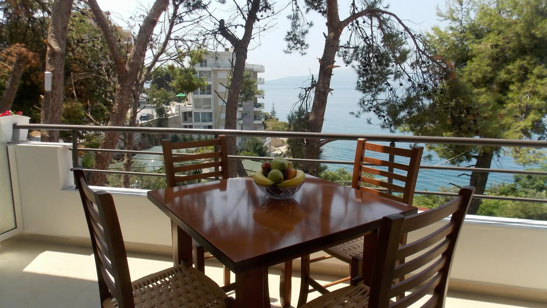 Hotel Sunrays Sarande