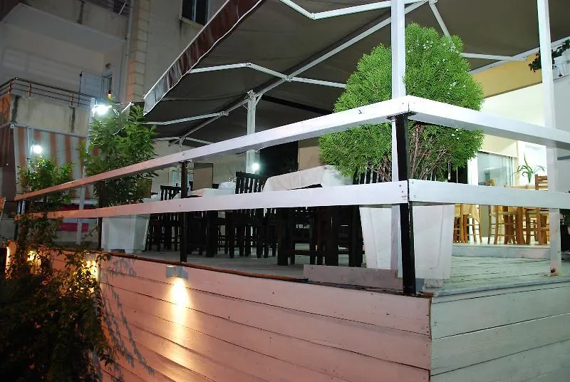 Hotel Sunrays Sarande